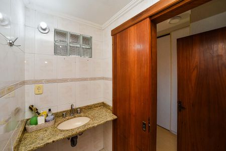 Casa à venda com 106m², 3 quartos e 2 vagasBanheiro da Suíte