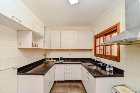 Casa à venda com 106m², 3 quartos e 2 vagasCozinha