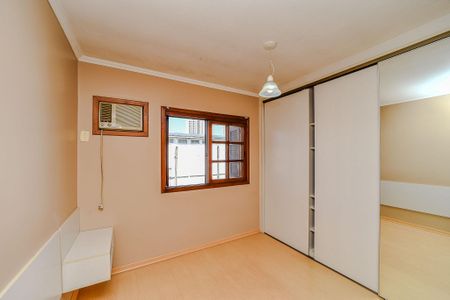 Casa à venda com 106m², 3 quartos e 2 vagasSuíte