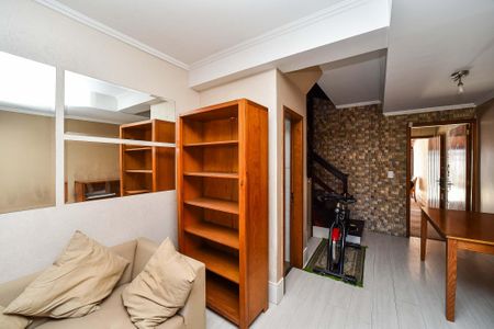 Casa à venda com 106m², 3 quartos e 2 vagasSala