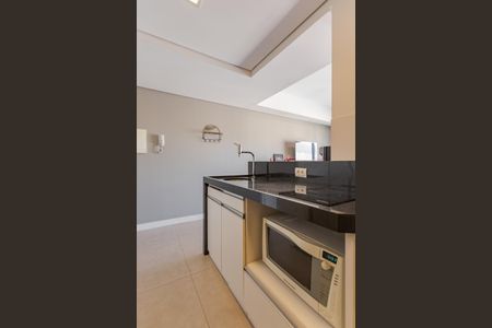 Studio à venda com 40m², 1 quarto e 1 vaga Studio à venda com 40m², 1 quarto e 1 vagaCozinha e Área de Serviço