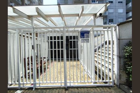 Apartamento à venda com 54m², 2 quartos e 1 vagaFachada + Plaquinha