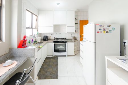 Apartamento à venda com 101m², 3 quartos e 2 vagasCozinha