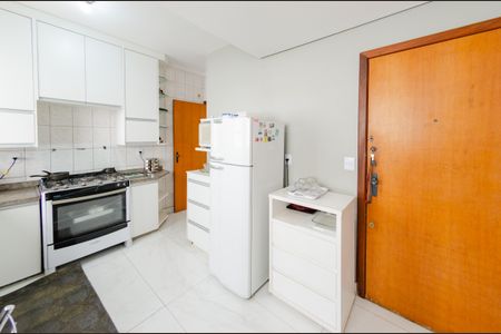 Apartamento à venda com 101m², 3 quartos e 2 vagasCozinha