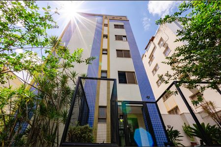 Apartamento à venda com 101m², 3 quartos e 2 vagasFachada