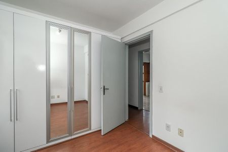 Apartamento à venda com 69m², 2 quartos e 1 vagaQuarto 2