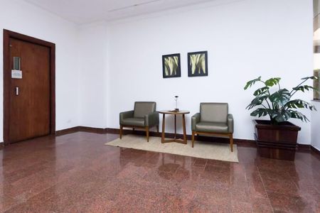 Apartamento à venda com 130m², 3 quartos e 2 vagasHall social