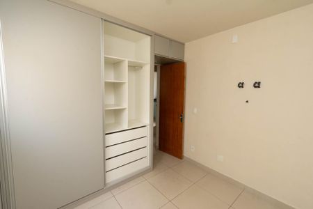 Quarto 2 de apartamento à venda com 2 quartos, 56m² em Jardim Riacho das Pedras, Contagem