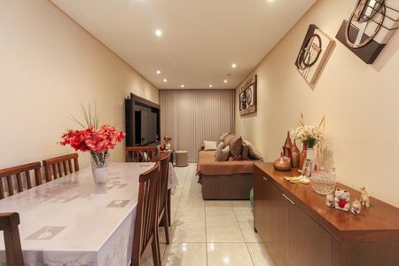 Apartamento à venda com 56m², 2 quartos e 1 vagaSala
