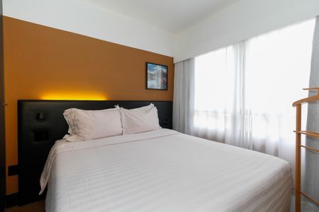 Studio à venda com 32m², 1 quarto e 1 vaga Studio à venda com 32m², 1 quarto e 1 vagaStudio