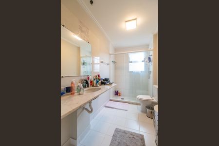 Apartamento à venda com 156m², 2 quartos e 2 vagas Apartamento à venda com 156m², 2 quartos e 2 vagasBanheiro da Suíte 2