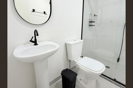 Apartamento à venda com 26m², 1 quarto e sem vaga Apartamento à venda com 26m², 1 quarto e sem vagaBanheiro social