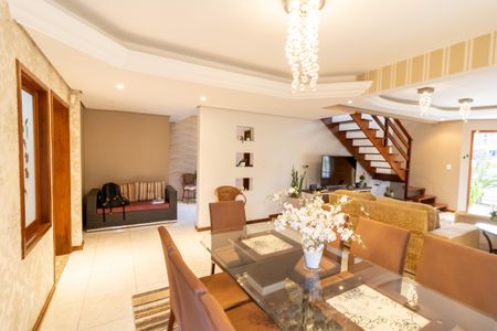 Casa à venda com 250m², 3 quartos e 4 vagasSala de Jantar