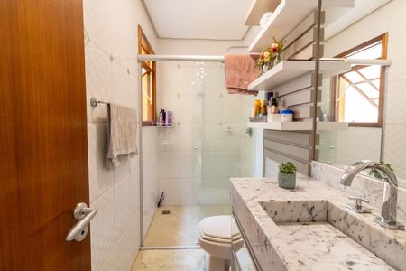 Casa à venda com 250m², 3 quartos e 4 vagasBanheiro