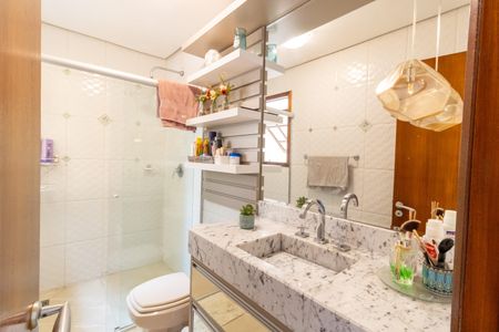 Casa à venda com 250m², 3 quartos e 4 vagasBanheiro