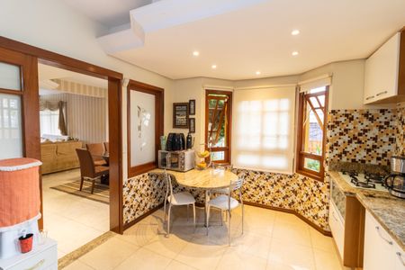 Casa à venda com 250m², 3 quartos e 4 vagasCozinha