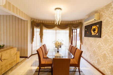 Casa à venda com 250m², 3 quartos e 4 vagasSala de Jantar