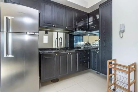Cozinha de kitnet/studio à venda com 1 quarto, 38m² em Partenon, Porto Alegre
