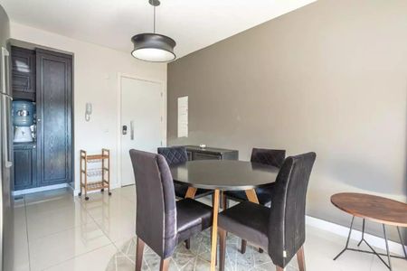 Sala de kitnet/studio à venda com 1 quarto, 38m² em Partenon, Porto Alegre