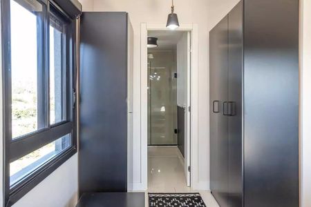 Corredor de kitnet/studio à venda com 1 quarto, 38m² em Partenon, Porto Alegre