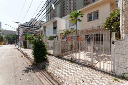 Casa à venda com 140m², 3 quartos e 1 vaga