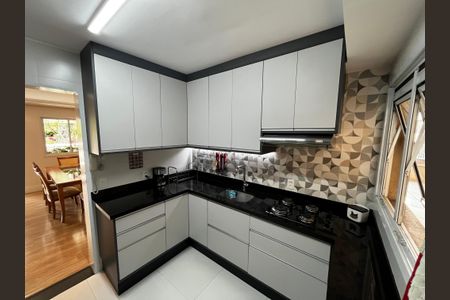 Apartamento à venda com 126m², 3 quartos e 2 vagasCozinha