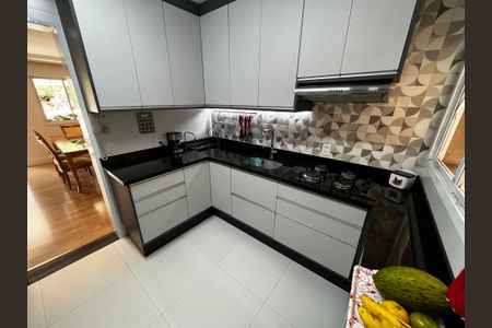 Apartamento à venda com 126m², 3 quartos e 2 vagasCozinha