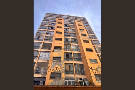 Studio à venda com 42m², 1 quarto e sem vaga Studio à venda com 42m², 1 quarto e sem vagaFachada