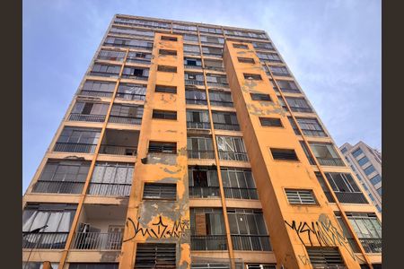 Studio à venda com 42m², 1 quarto e sem vaga Studio à venda com 42m², 1 quarto e sem vagaFachada