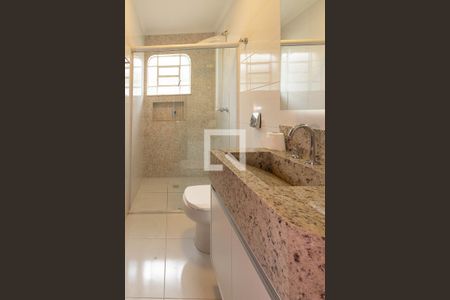 Casa à venda com 120m², 4 quartos e 2 vagas