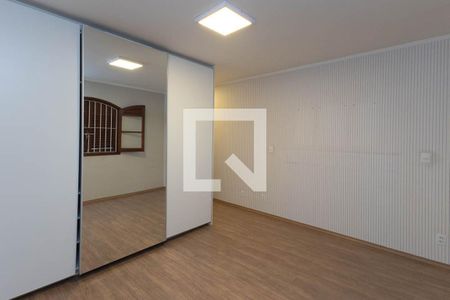 Casa à venda com 120m², 4 quartos e 2 vagas