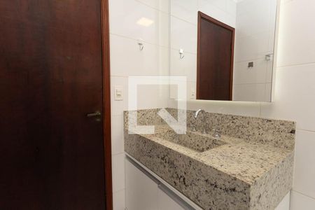 Casa à venda com 120m², 4 quartos e 2 vagas