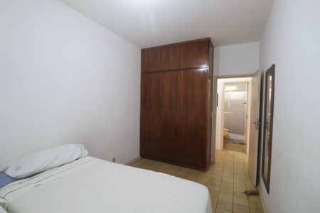 Apartamento para alugar com 118m², 3 quartos e 1 vagaQuarto