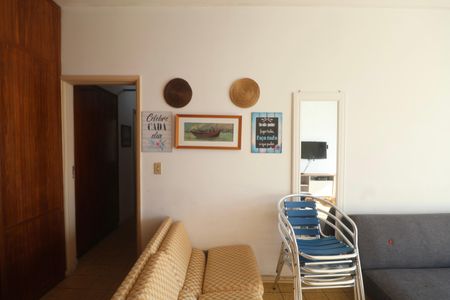 Sala de apartamento para alugar com 3 quartos, 118m² em Vila Luis Antonio, Guarujá