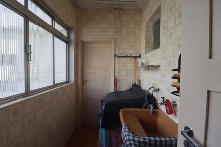 Apartamento para alugar com 118m², 3 quartos e 1 vagaÁrea de Serviço