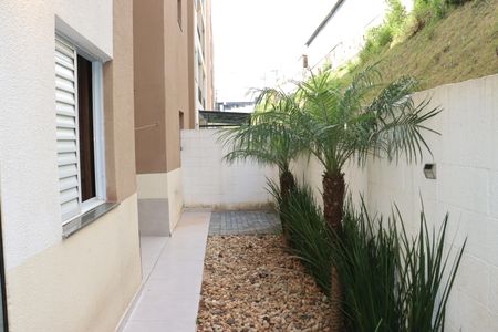 Apartamento para alugar com 68m², 2 quartos e 1 vagaSacada