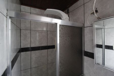 Casa à venda com 212m², 3 quartos e 3 vagasBanheiro 2