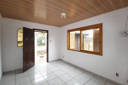 Sala de casa à venda com 3 quartos, 212m² em Sarandi, Porto Alegre