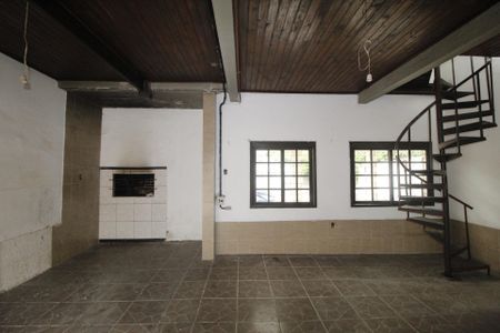 Casa à venda com 212m², 3 quartos e 3 vagasGaragem