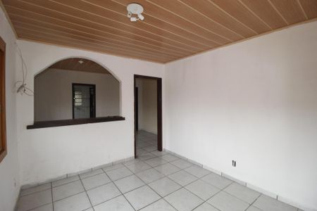 Casa à venda com 212m², 3 quartos e 3 vagasSala