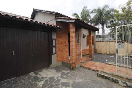 Casa à venda com 212m², 3 quartos e 3 vagasQuintal