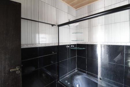 Casa à venda com 212m², 3 quartos e 3 vagasBanheiro