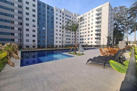 Apartamento para alugar com 36m², 2 quartos e sem vaga Apartamento para alugar com 36m², 2 quartos e sem vagaÁrea comum - Piscina