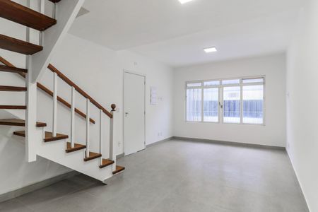 Sala  de casa para alugar com 3 quartos, 180m² em Jardim Caravelas, São Paulo