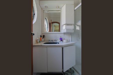 Casa para alugar com 315m², 3 quartos e 5 vagasBanheiro da Suíte 2