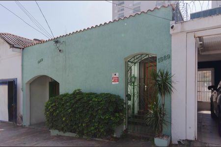 Casa para alugar com 315m², 3 quartos e 5 vagasFachada