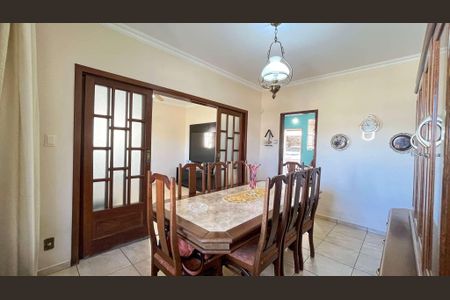 Casa à venda com 4 quartos, 259m² em São Luiz, Belo Horizonte