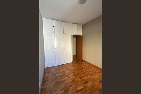 Apartamento à venda com 3 quartos, 130m² em Centro, Belo Horizonte