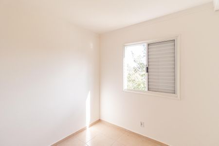 Quarto 1 de apartamento à venda com 2 quartos, 48m² em Metalúrgicos, Osasco