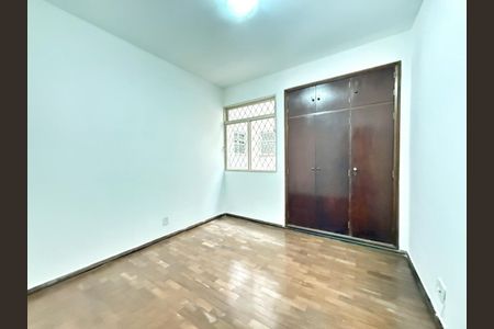 Apartamento à venda com 130m², 3 quartos e 2 vagas Apartamento à venda com 130m², 3 quartos e 2 vagasSala